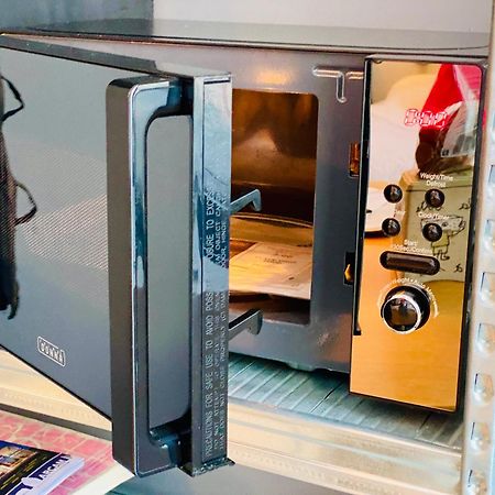 Private Studio With Free Car Parking アムステルダム エクステリア 写真